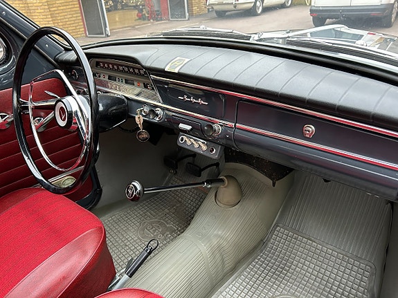 Volvo PV 16 of 24