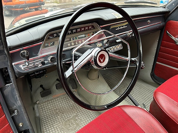 Volvo PV 15 of 24