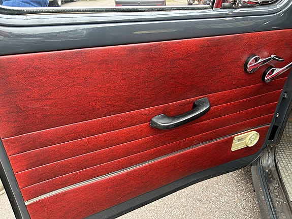 Volvo PV 18 of 24