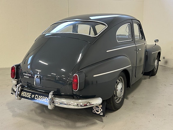 Volvo PV 9 of 24