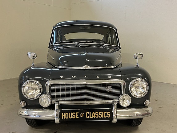 Volvo PV 2 of 24