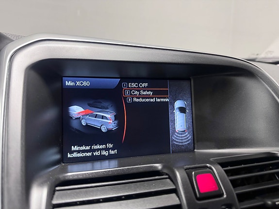 Volvo XC60 17 of 25