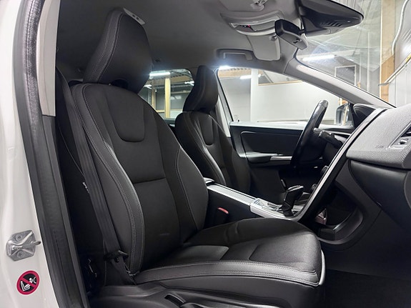 Volvo XC60 22 of 25
