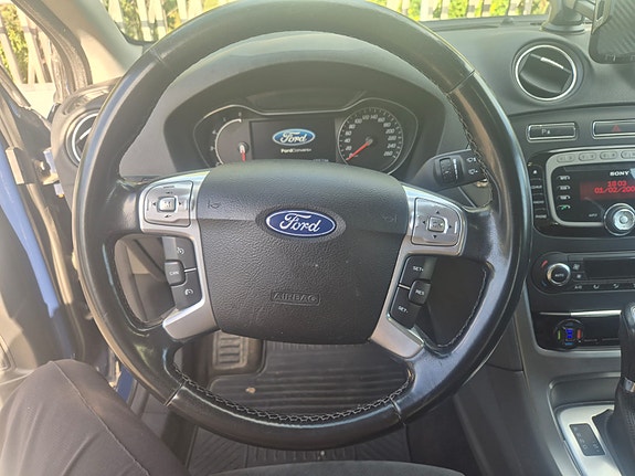 Ford Mondeo 3 of 5