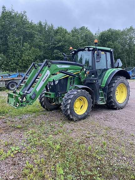 John Deere 6120 M