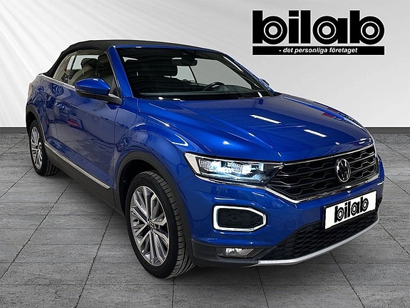 Volkswagen T-Roc 2 of 9