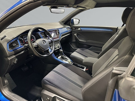 Volkswagen T-Roc 9 of 9