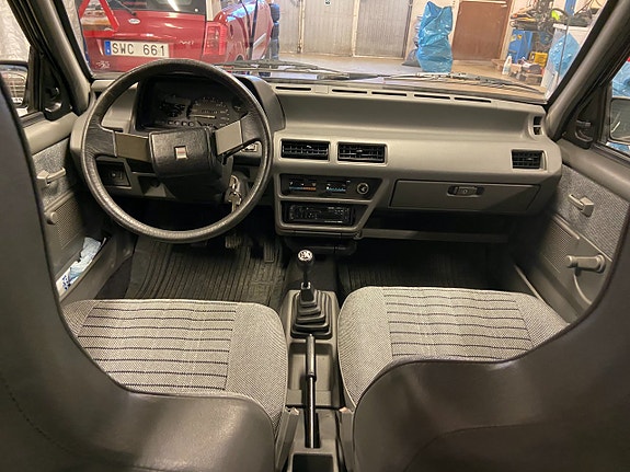 Nissan Micra 10 of 10