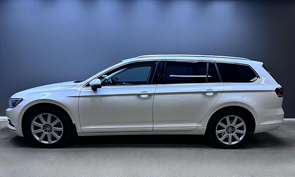 Volkswagen Passat 4 of 5