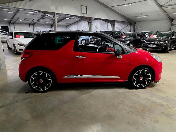 Citroen DS3 3 of 5