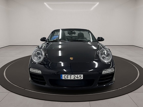 Porsche 911 Carrera S 5 of 5