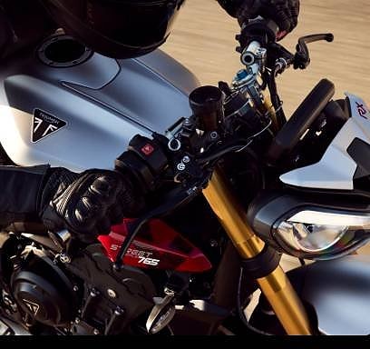 Triumph Street Triple 765 RX BOKA DIN 2027 NU! NYHET 3 of 4