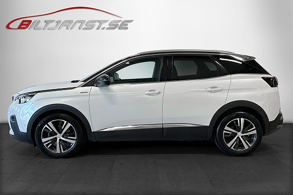 Peugeot 3008 2 of 5
