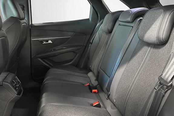 Peugeot 3008 10 of 14