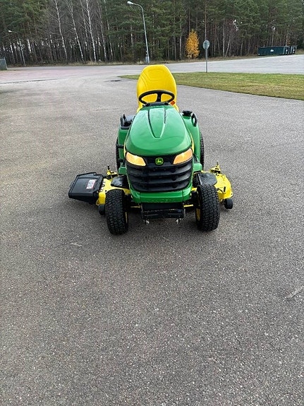 John Deere X 540
