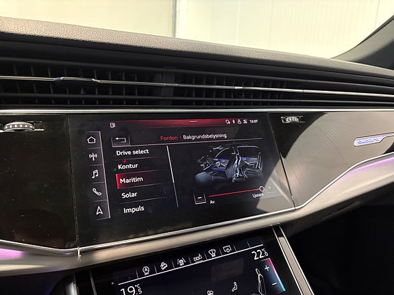 Audi Q8 22 of 27