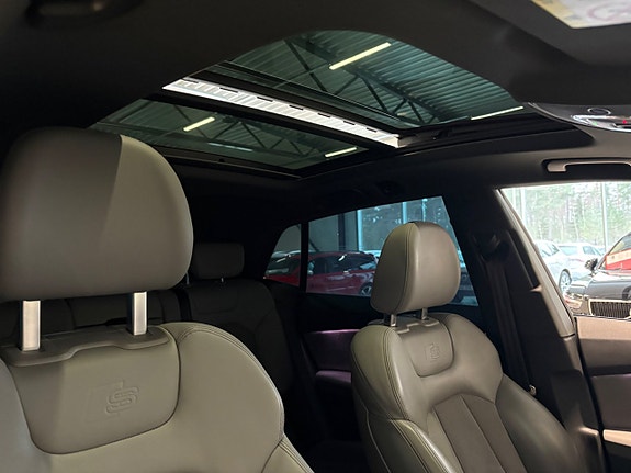 Audi Q8 15 of 27