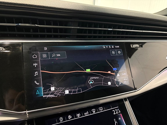 Audi Q8 18 of 27