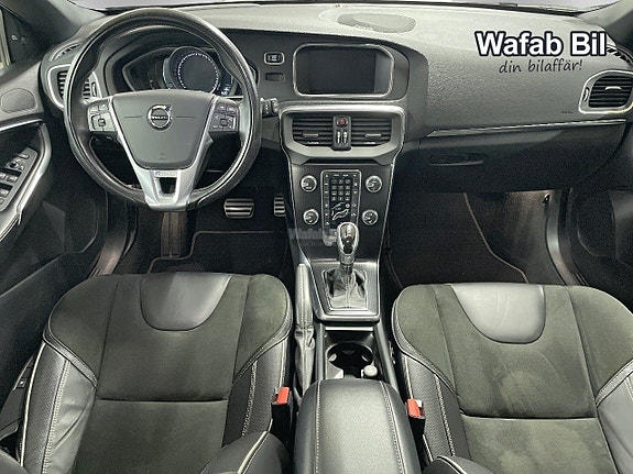 Volvo V40 6 of 14