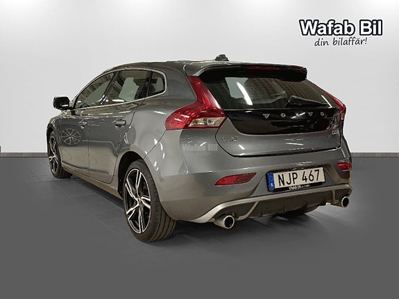 Volvo V40 5 of 14