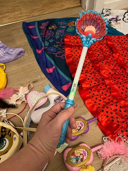 Product image 9 of 10