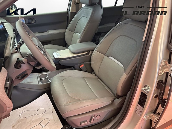 Kia EV3 8 of 14