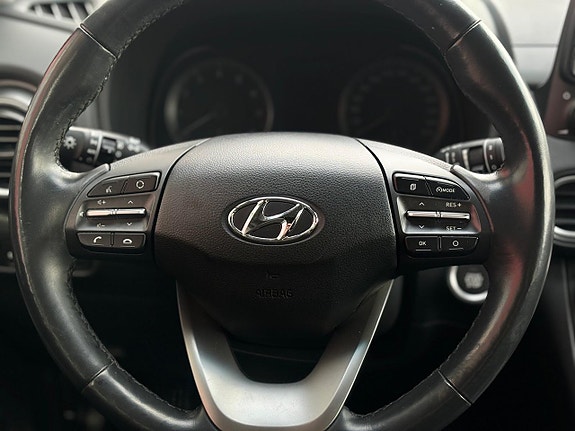 Hyundai Kona 13 of 27
