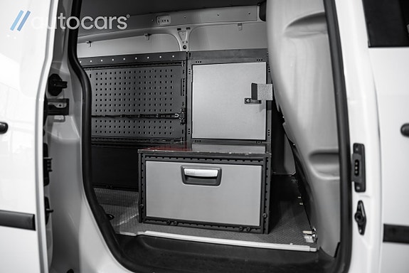 Volkswagen Caddy Maxi 15 of 30