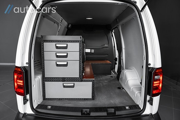 Volkswagen Caddy Maxi 11 of 30