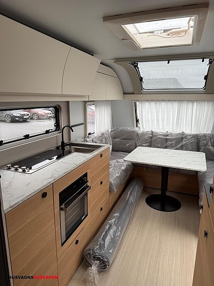 Adria ADORA 663 UT 9 of 20