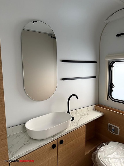 Adria ADORA 663 UT 17 of 20