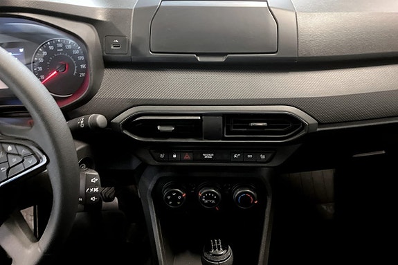 Dacia Sandero 11 of 18