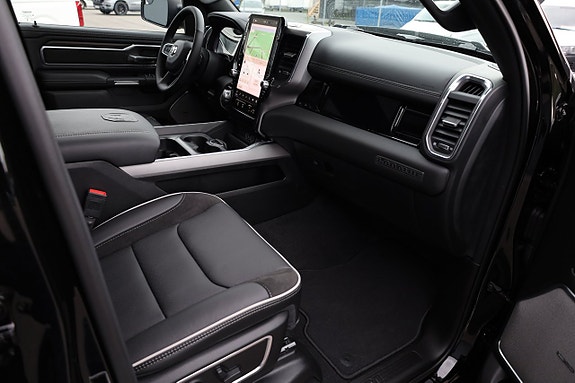 Dodge RAM 1500 7 of 23