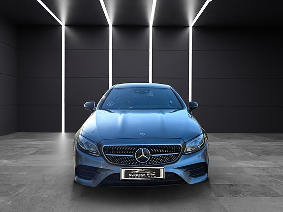 Mercedes-Benz E400 2 of 13