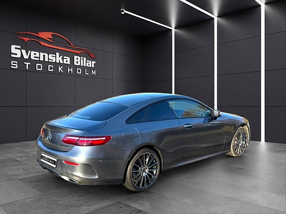 Mercedes-Benz E400 8 of 13