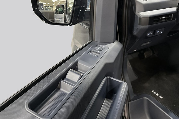 Kia PV5 15 of 26