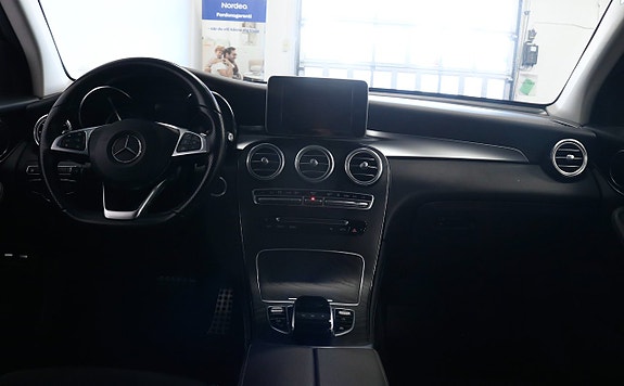 Mercedes-Benz GLC220 d 11 of 22