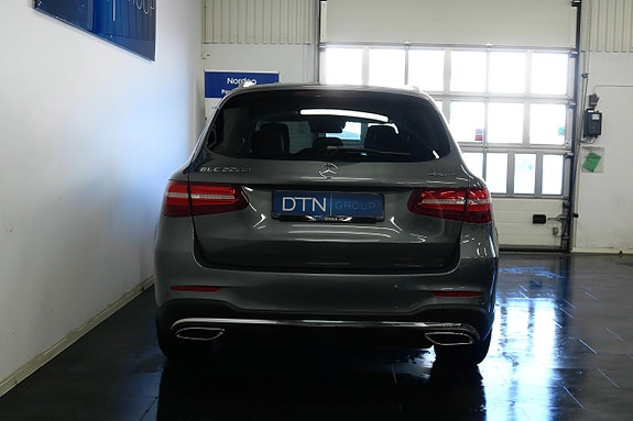 Mercedes-Benz GLC220 d 4 of 5