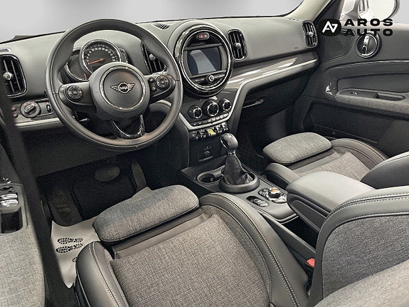 MINI Countryman Cooper SE 7 of 15
