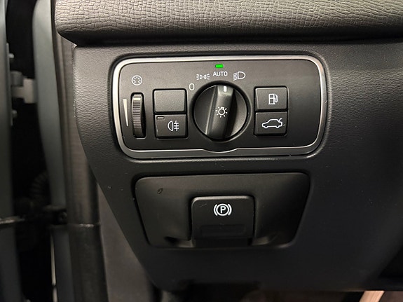 Volvo XC60 25 of 27