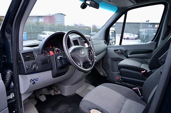 Volkswagen Crafter 35 18 of 19