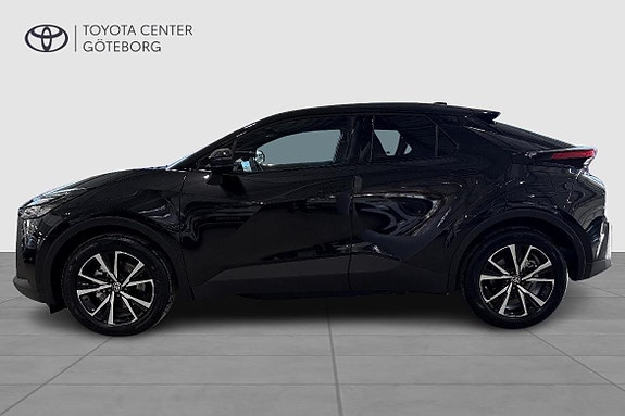 Toyota C-HR 4 of 5