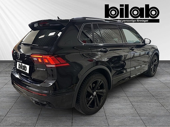 Volkswagen Tiguan 4 of 9