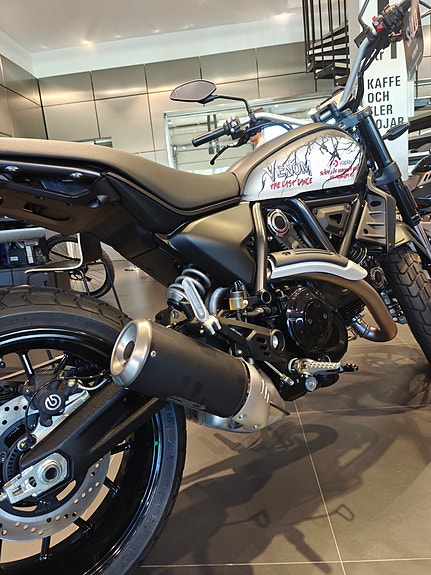Ducati Scrambler Icon Dark 2 of 5