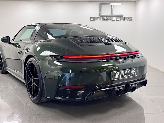 Porsche 911 Targa 4 GTS 18 of 18