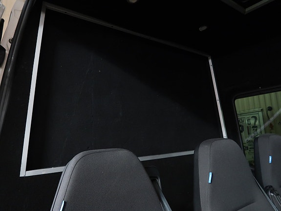 Volkswagen Crafter 19 of 25