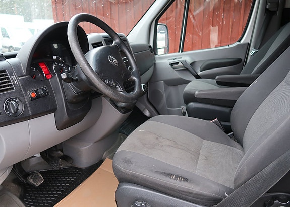 Volkswagen Crafter 8 of 25