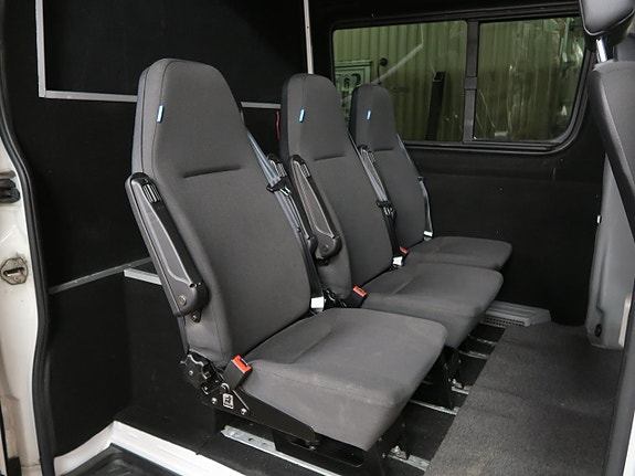 Volkswagen Crafter 18 of 25