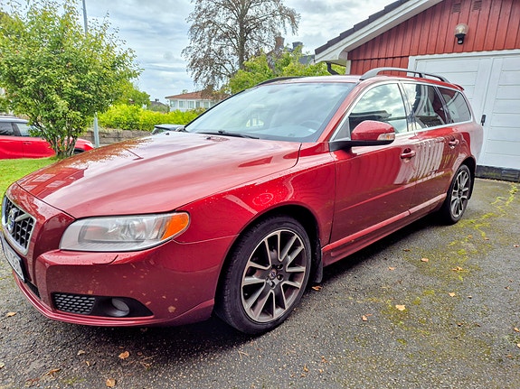 Volvo V70 9 of 9