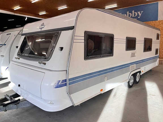 HOBBY 650 KFU. Vattenburenvärme/Vån-säng/ Tält.2001